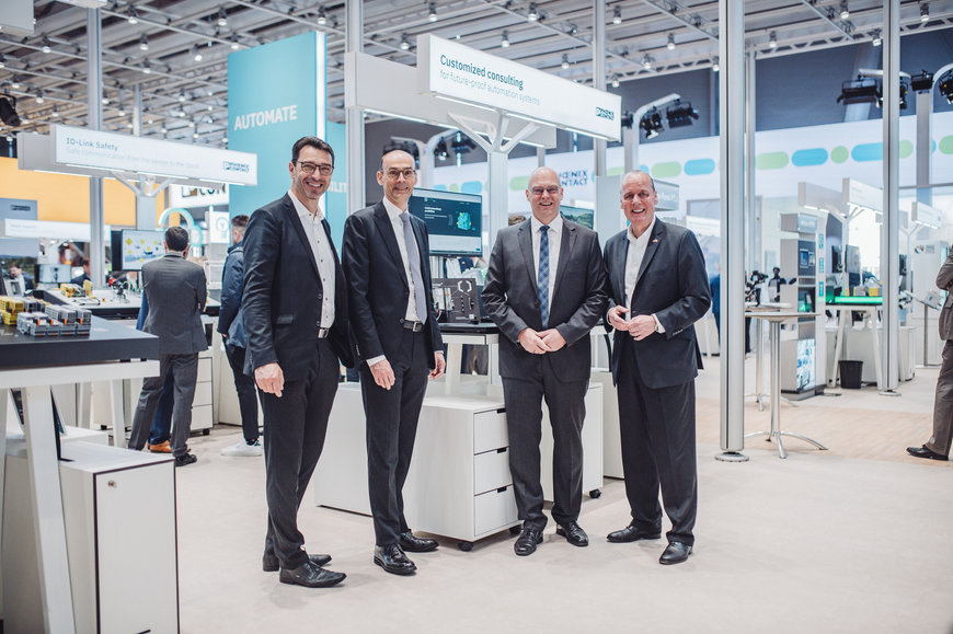 PLCnext Technology: Festo und Phoenix Contact schließen strategische Technologiepartnerschaft